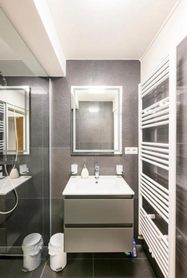 לוראך Guenstiges Gruenes Ferienzimmer Mit Separater Moderner Dusche מראה חיצוני תמונה